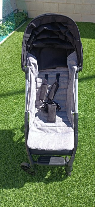 Passeggino Inglesina Quid grigio