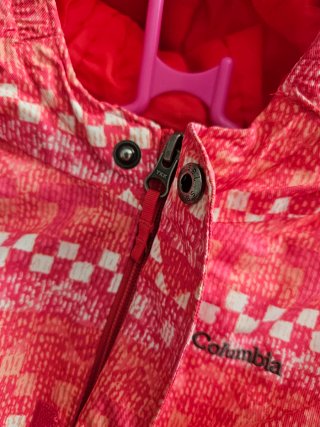 Columbia. Conjunto de nieve rosa/blanco.