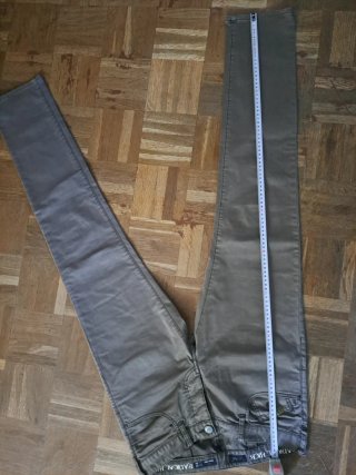 Pantalón Armani Gris