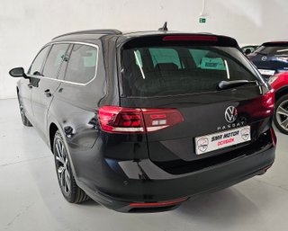 Volkswagen Passat Variant Executive 2.0 TDI EVO