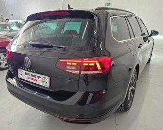 Volkswagen Passat Variant Executive 2.0 TDI EVO