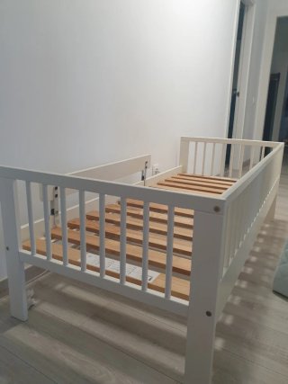 Cama infantil Ikea 70x160 con colchón