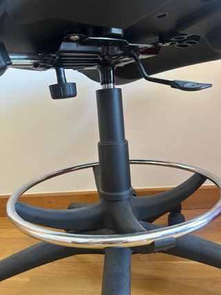 Silla de oficina giratoria con ruedas