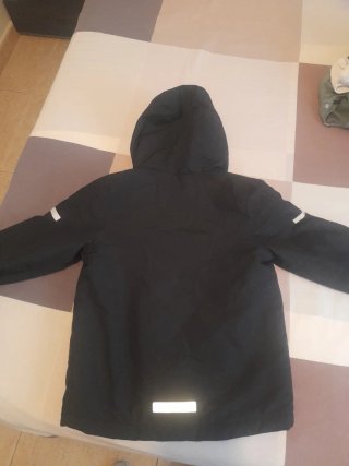 Chaqueta niño negra con capucha