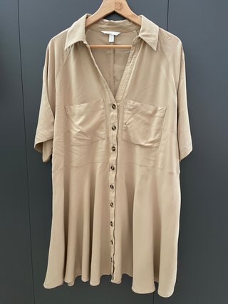 Vestido camisero safari beige
