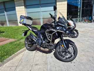Zontes T350 Adventure Negra y Plata