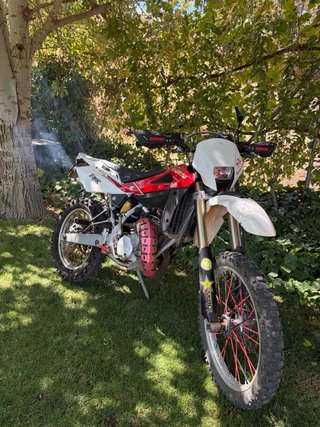 Husqvarna WRE 125 2T Enduro