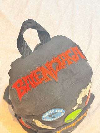 Zaino BALENCIAGA con ricamo Alien & Paris