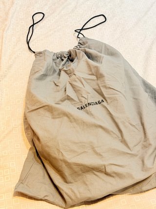 Zaino BALENCIAGA con ricamo Alien & Paris