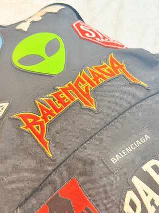 Zaino BALENCIAGA con ricamo Alien & Paris