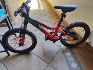 Bicicleta infantil niño Commencal Ramones 16
