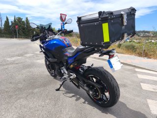 BMW F900XR
