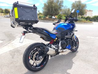 BMW F900XR