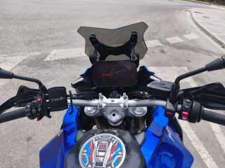 BMW F900XR