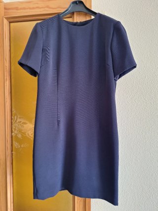 Traje azul chaqueta larga y vestido