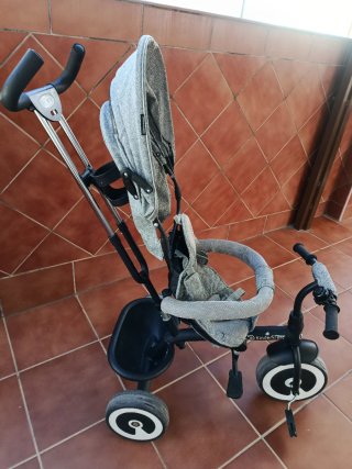 Triciclo Kinderkraft gris