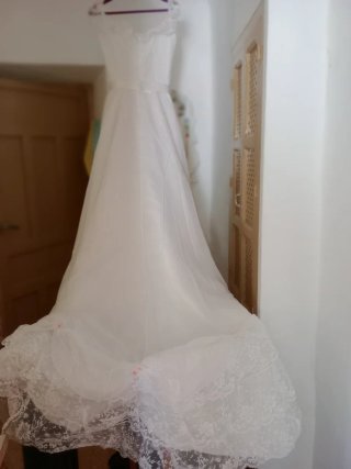 Vestido de Novia con Zapatos