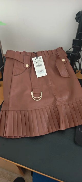 Falda Zara polipiel marrón Talla XS NUEVA