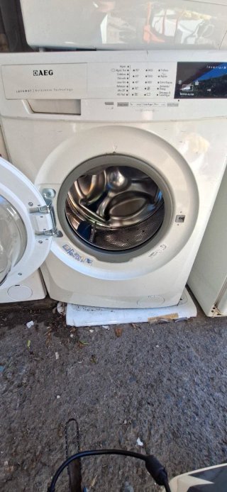 Lavadora AEG carga frontal