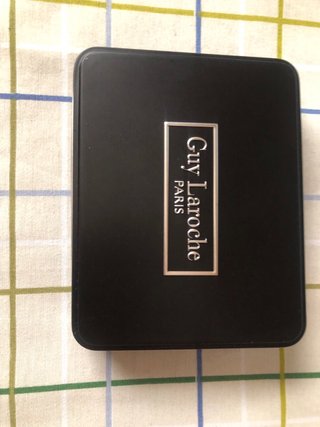 Cartera de piel Guy Laroche Negra