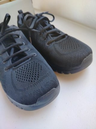 Skechers Memory Foam Mujer Talla 39