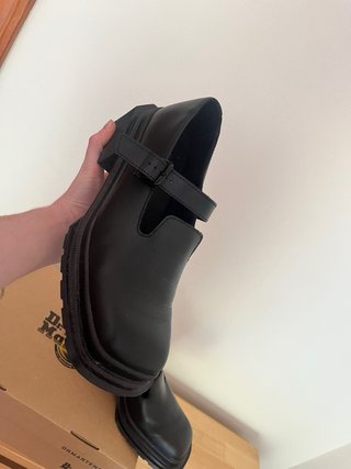 Dr. Martens Maybole Mary Jane negras