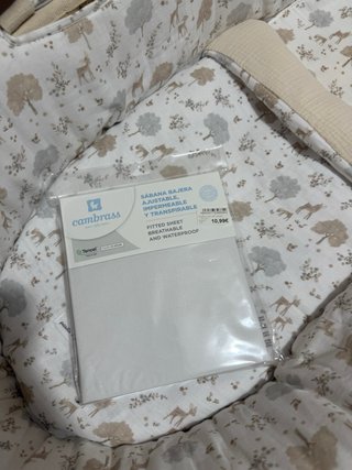 Moisés para bebé con soporte de madera