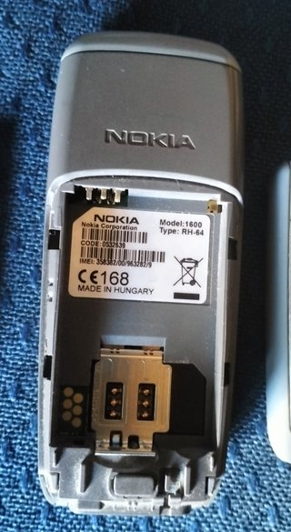 Teléfono Móvil Nokia 1600