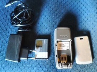 Teléfono Móvil Nokia 1600