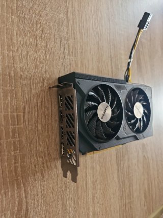 Tarjeta Gráfica GIGABYTE GeForce RTX