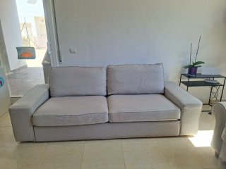 Sofá IKEA 3 plazas con puff