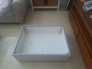 Sofá IKEA 3 plazas con puff