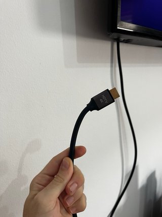 PS4 Slim 1TB + Mando PS4