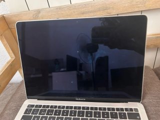 MacBook Air 13 2019 Intel Core i5 8GB RAM