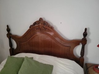 Armario, Cabecero, mesitas, cómoda de madera maciz