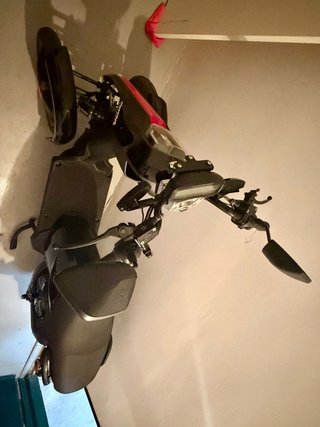 Patineta Eléctrica 3 Ruedas Negra
