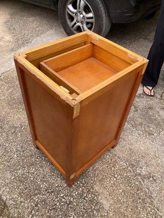 Cajonera de pino provenzal (falta tabla superior)
