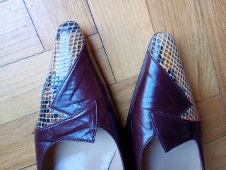 Zapatos de piel mujer marrones con tacón