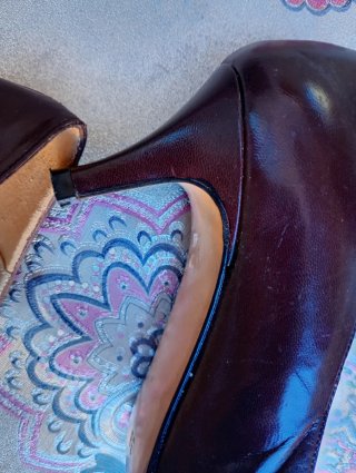 Zapatos de piel mujer marrones con tacón