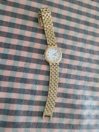 Reloj Seiko Quartz Dorado Mujer