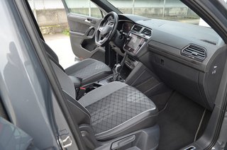 Volkswagen Tiguan R-Line Exclusive+Gancho+Navegaci