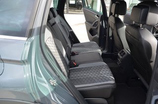 Volkswagen Tiguan R-Line Exclusive+Gancho+Navegaci