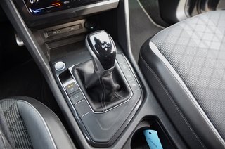 Volkswagen Tiguan R-Line Exclusive+Gancho+Navegaci