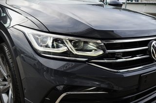 Volkswagen Tiguan R-Line Exclusive+Gancho+Navegaci