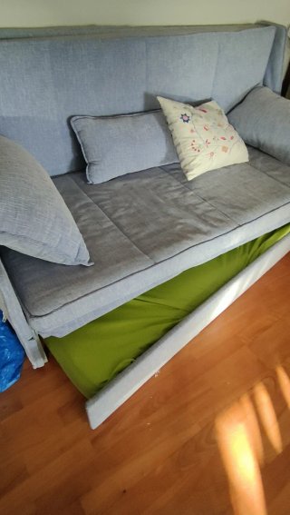 OFERTA!! Sofá cama (cama de tres plazas)
