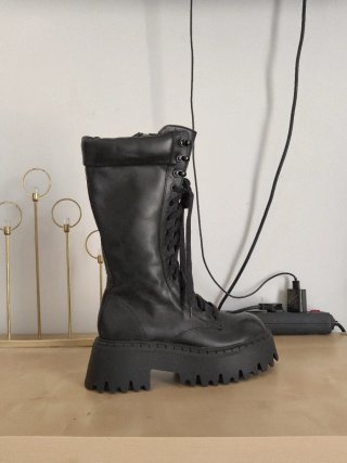 Botas altas Zara negras nuevas