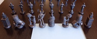 Figuras metálicas Ajedrez ABC Madrid
