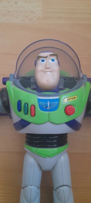 Buzz Lightyear Figura Parlante Clásica