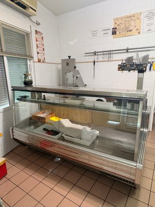 Vitrina de carnicería profesional