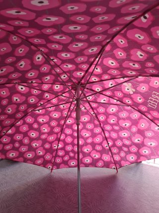 Paraguas infantil con estampado floral